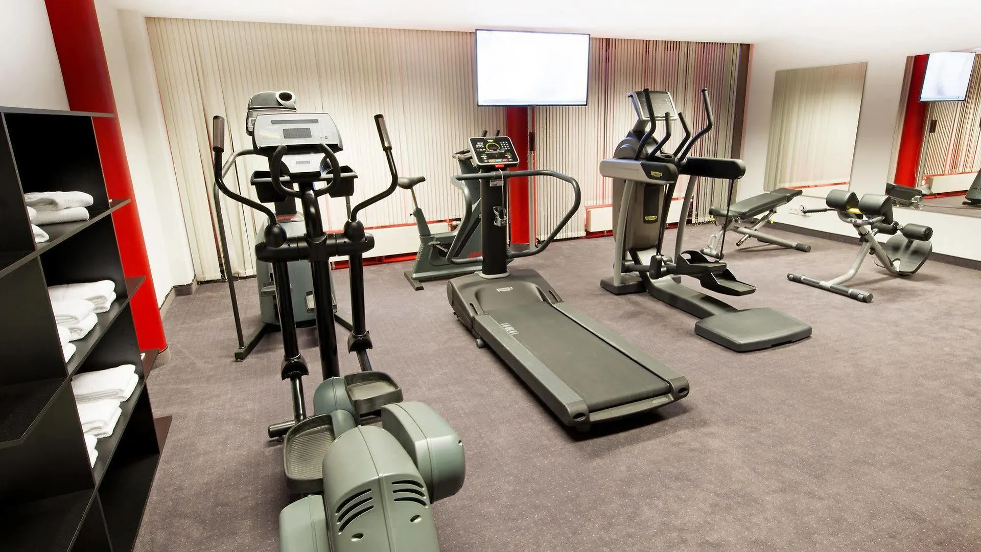 Dormero Hotel Dresden City 4*,